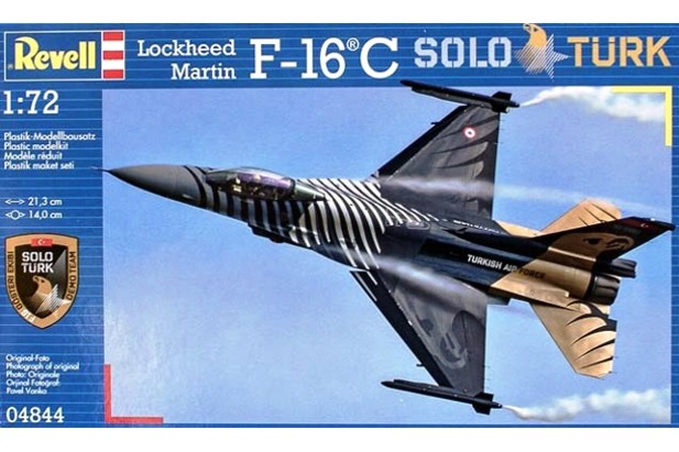 Revell 1:72 4844 F-16C Solo Turk
