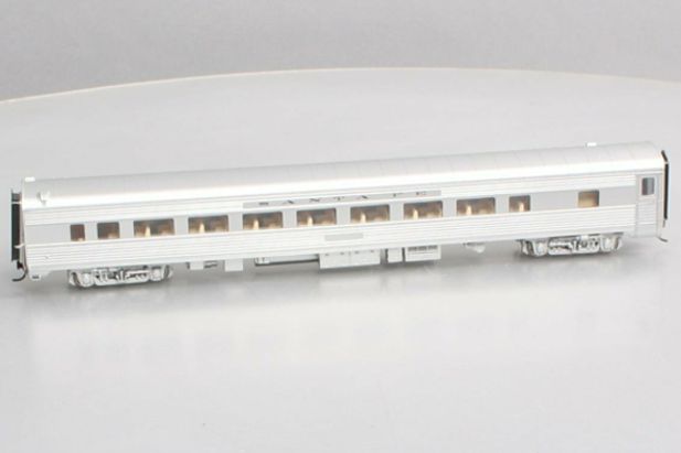 Walthers 932-6782 Walthers streamlined Pullman-Standard Plan #7484 64-Seat Coach