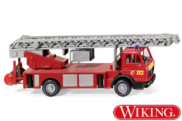 Wiking 61802 Mercedes Benz 1619 Metz DLK 23-12 Ladder Fire Truck