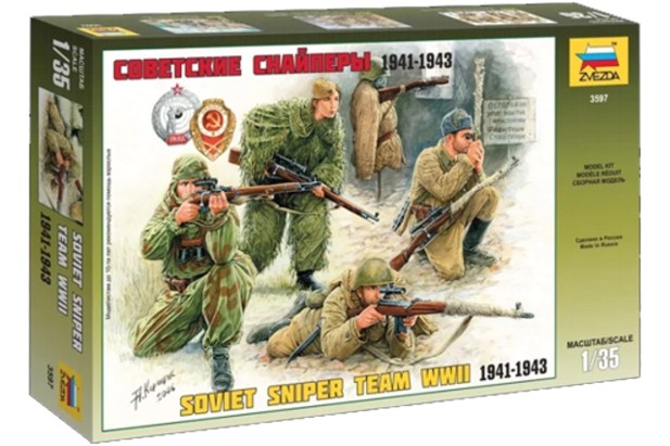Zvezda 1:35 3597 Soviet Sniper Team WWII